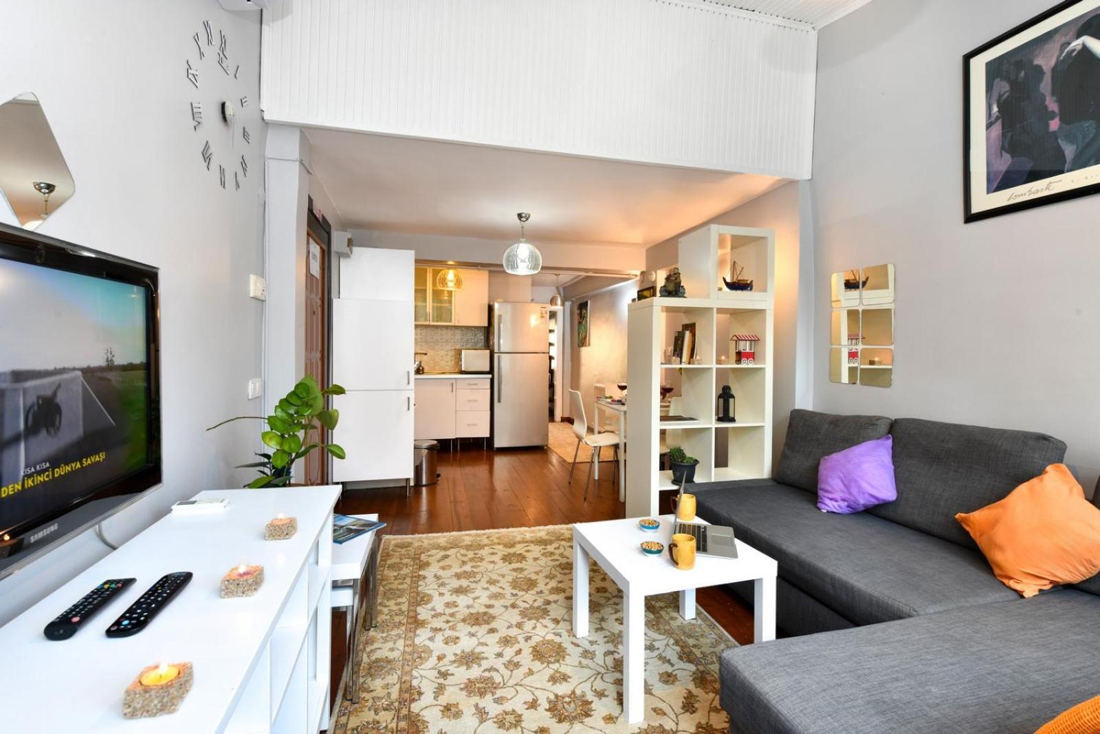 The Maiden Tower From Your Bedroom Romantic View, In Taksim Square * İstanbul
