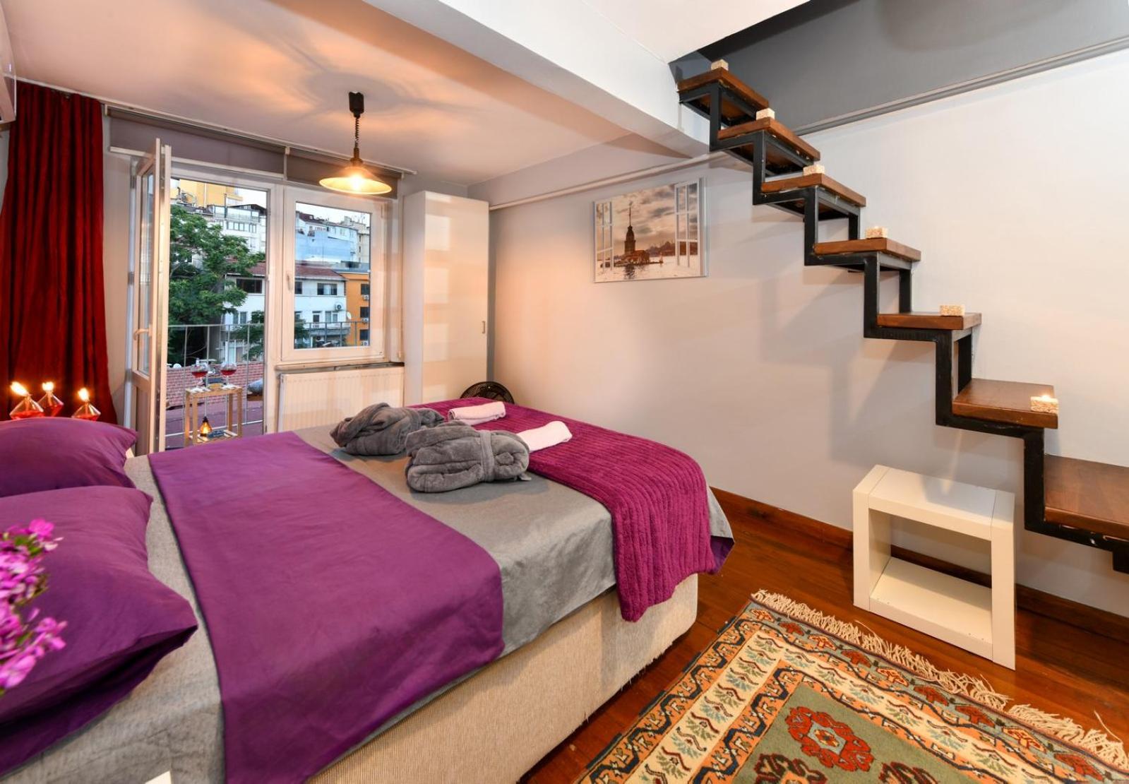 The Maiden Tower From Your Bedroom Romantic View, In Taksim Square Appartement