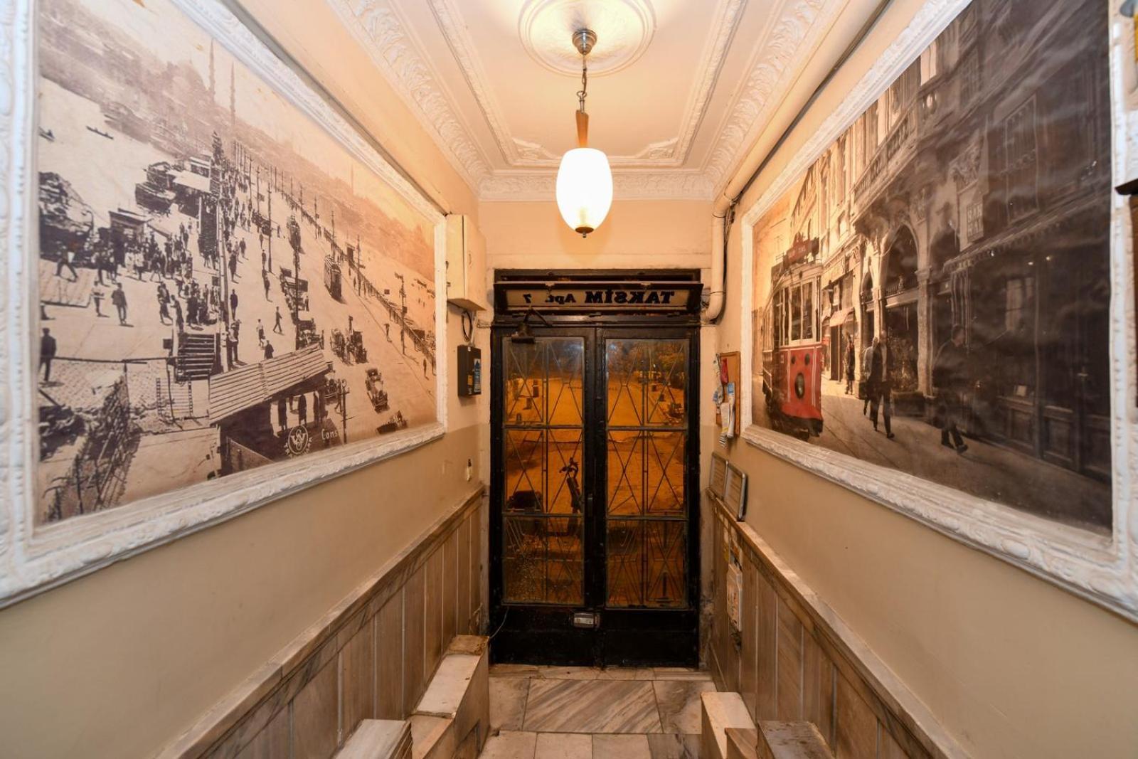 The Maiden Tower From Your Bedroom Romantic View, In Taksim Square Appartement Istambul